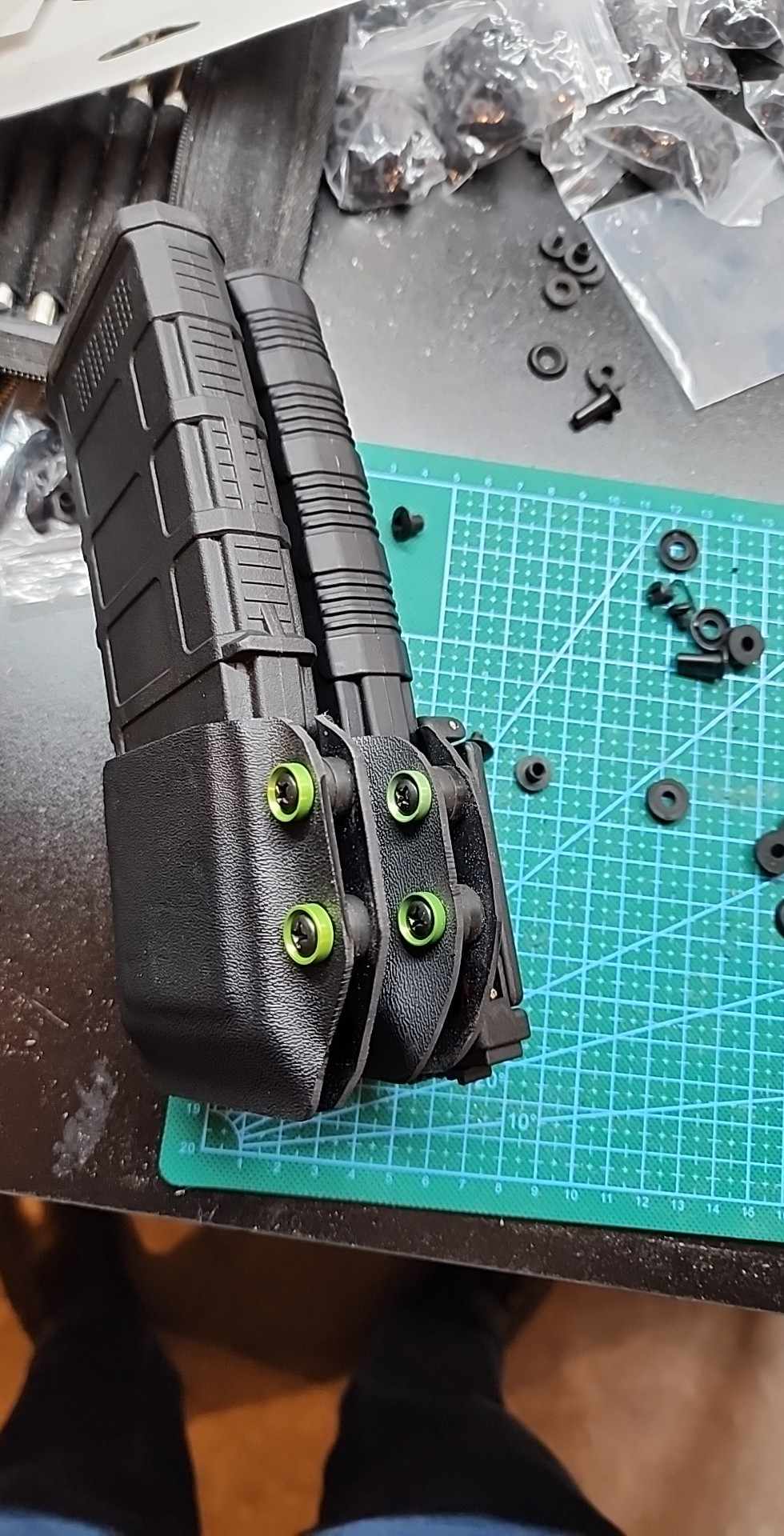 Double Magazine, Stacked